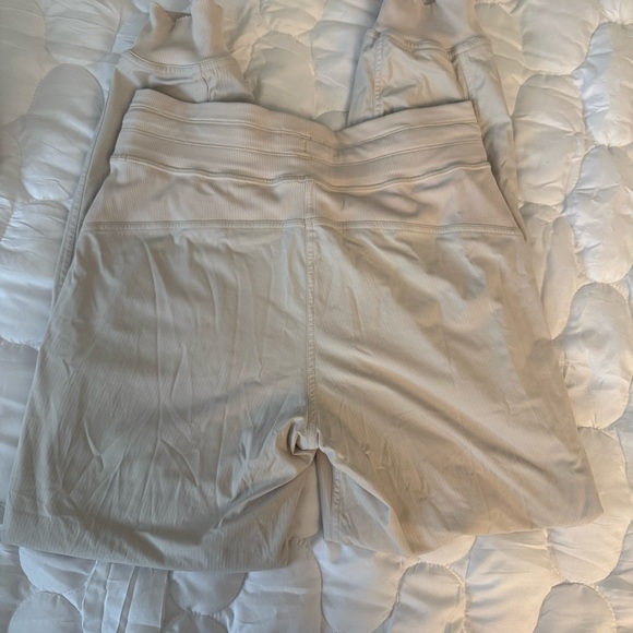 Lululemon Athletica Cream Dance Studio Joggers - Picture 2 of 4